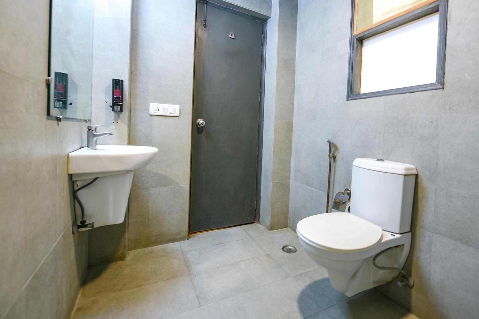 Hotel Fabhotel La Serene Nfc 4*