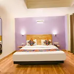 Fabhotel La Serene Nfc