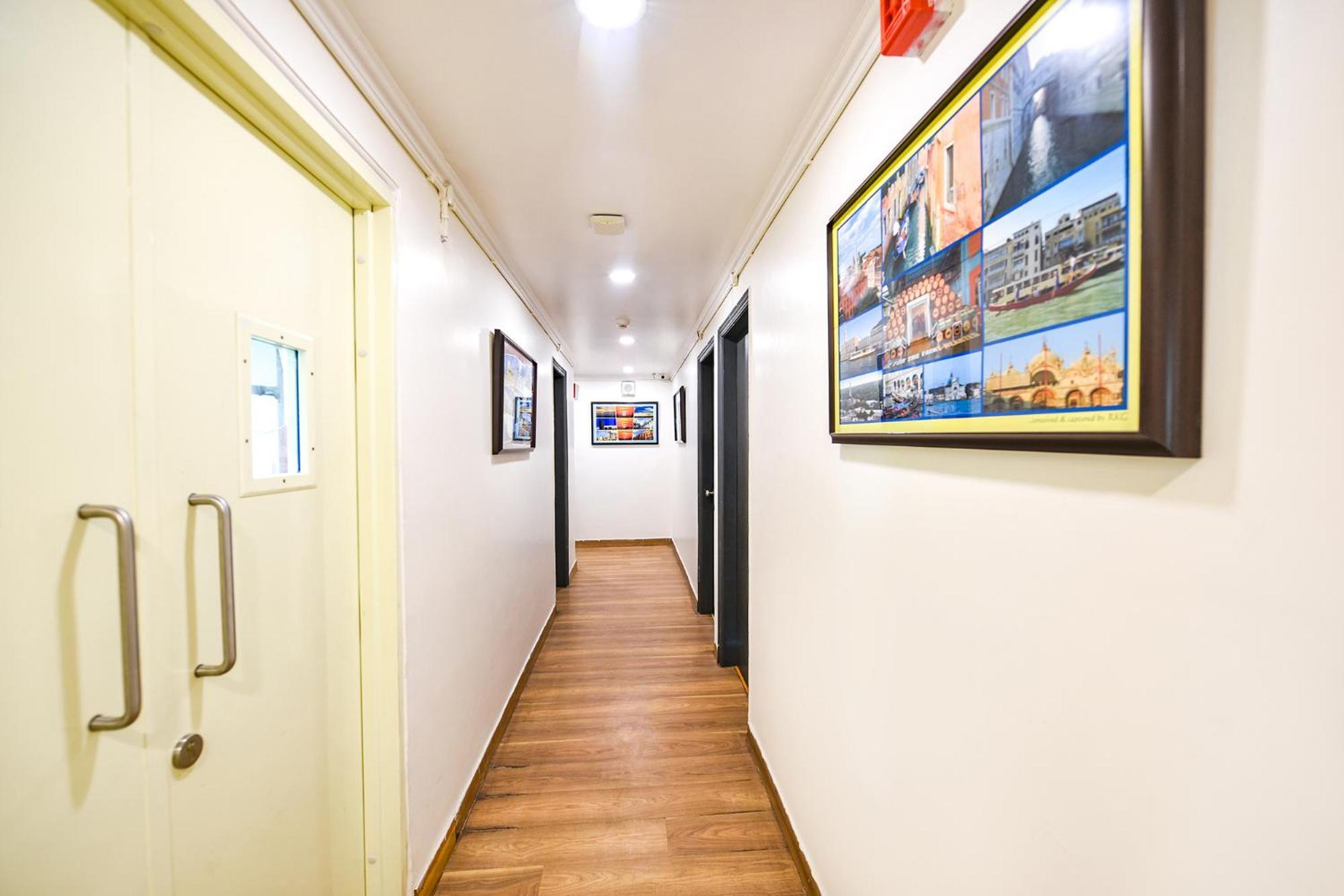 Fabhotel La Serene Nfc Hotel New Delhi