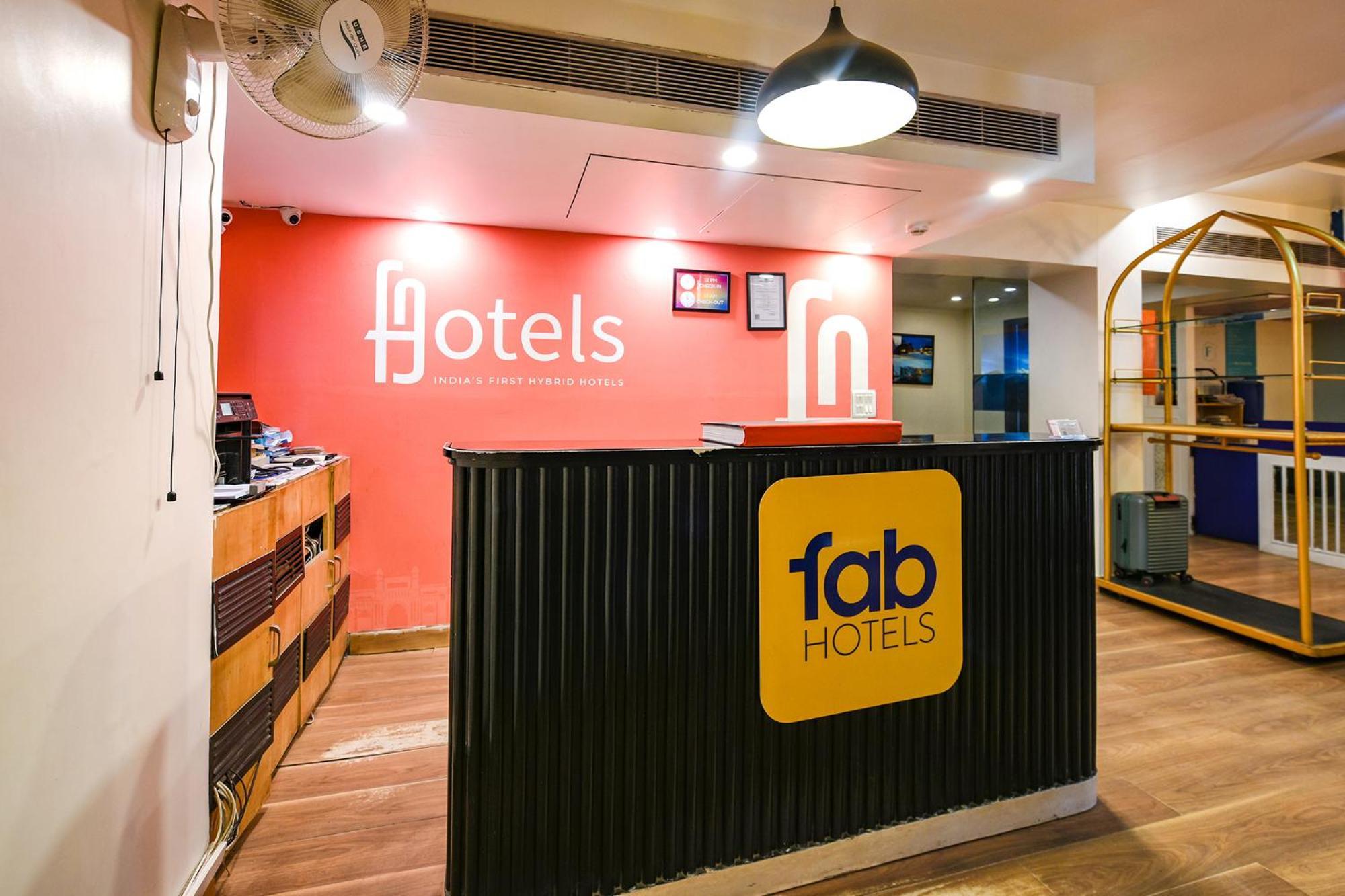 Fabhotel La Serene Nfc Hotel 4*