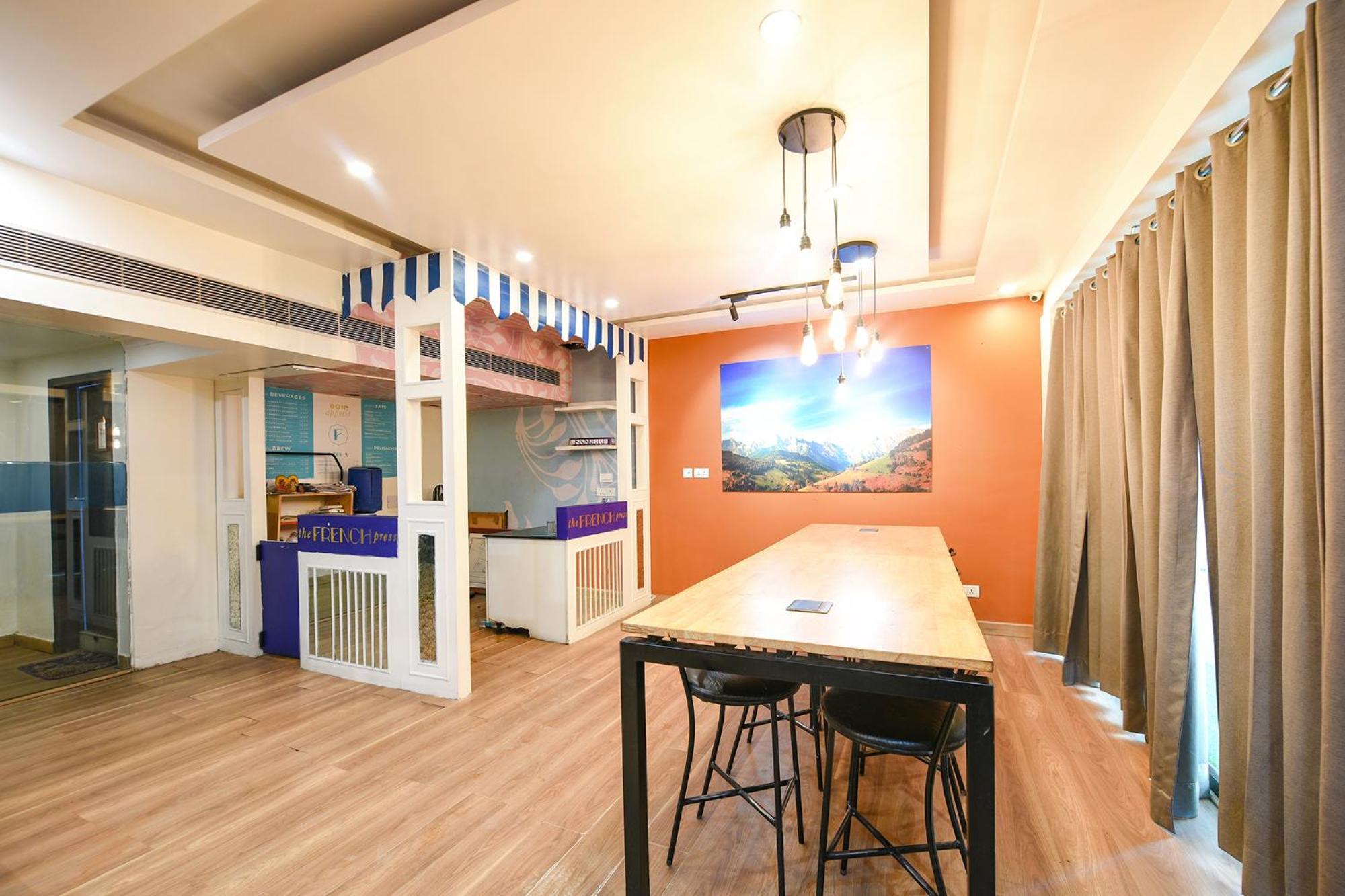 Fabhotel La Serene Nfc 4*