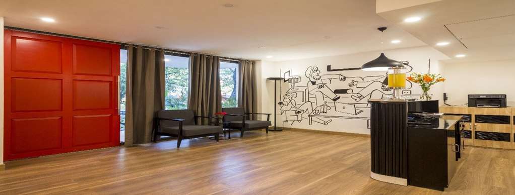 Fabhotel La Serene Nfc Hotel