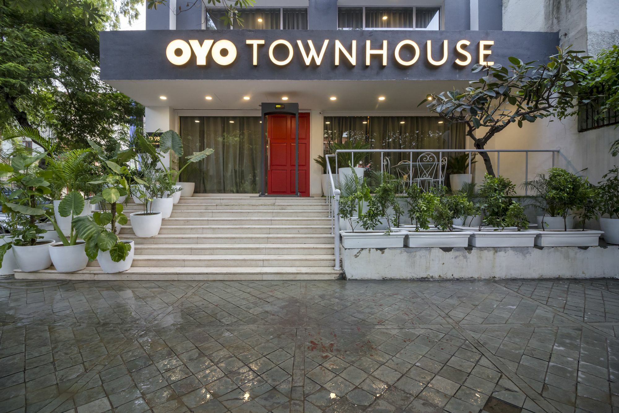 Hotel Fabhotel La Serene Nfc New Delhi